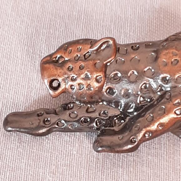3D Copper Bronze Leopard Cheetah Brooch - Picture 4 of 9